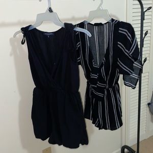 set of 2 rompers 🖤